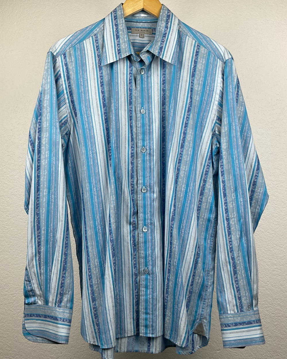 Ted Baker London Men’s 4 Large Blue Floral Jacquard Stripe Button Up Shir